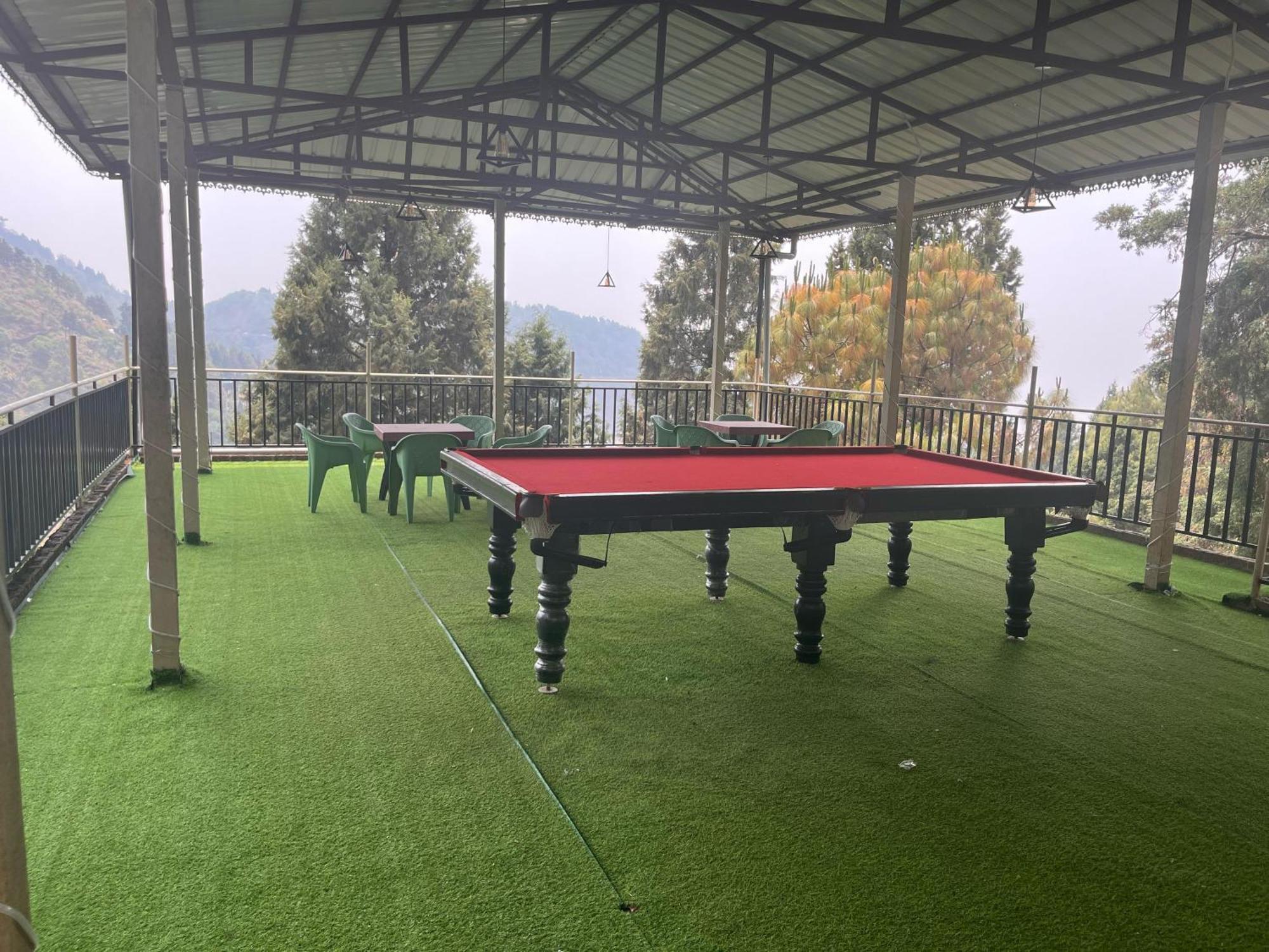 Royal Hill Inn Mussoorie Εξωτερικό φωτογραφία